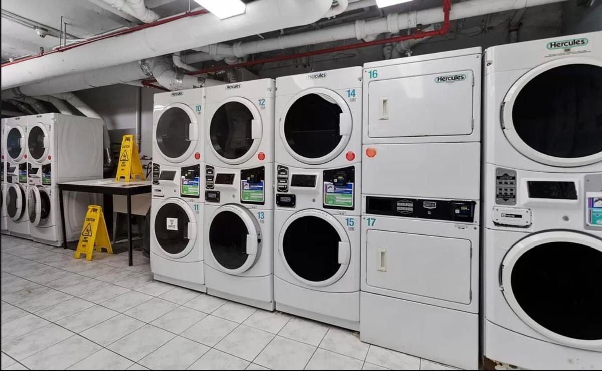 73-308 New 1br 1bth Uws Doorman Gym Apartamento *
